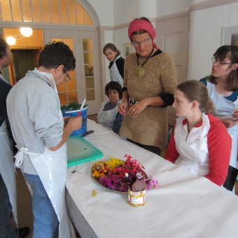 Humanus Haus Schweiz, Seminar mit Menschen mit Behinderung